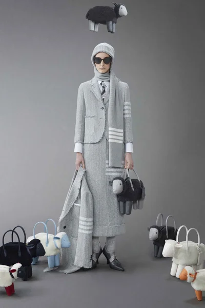 Look 11